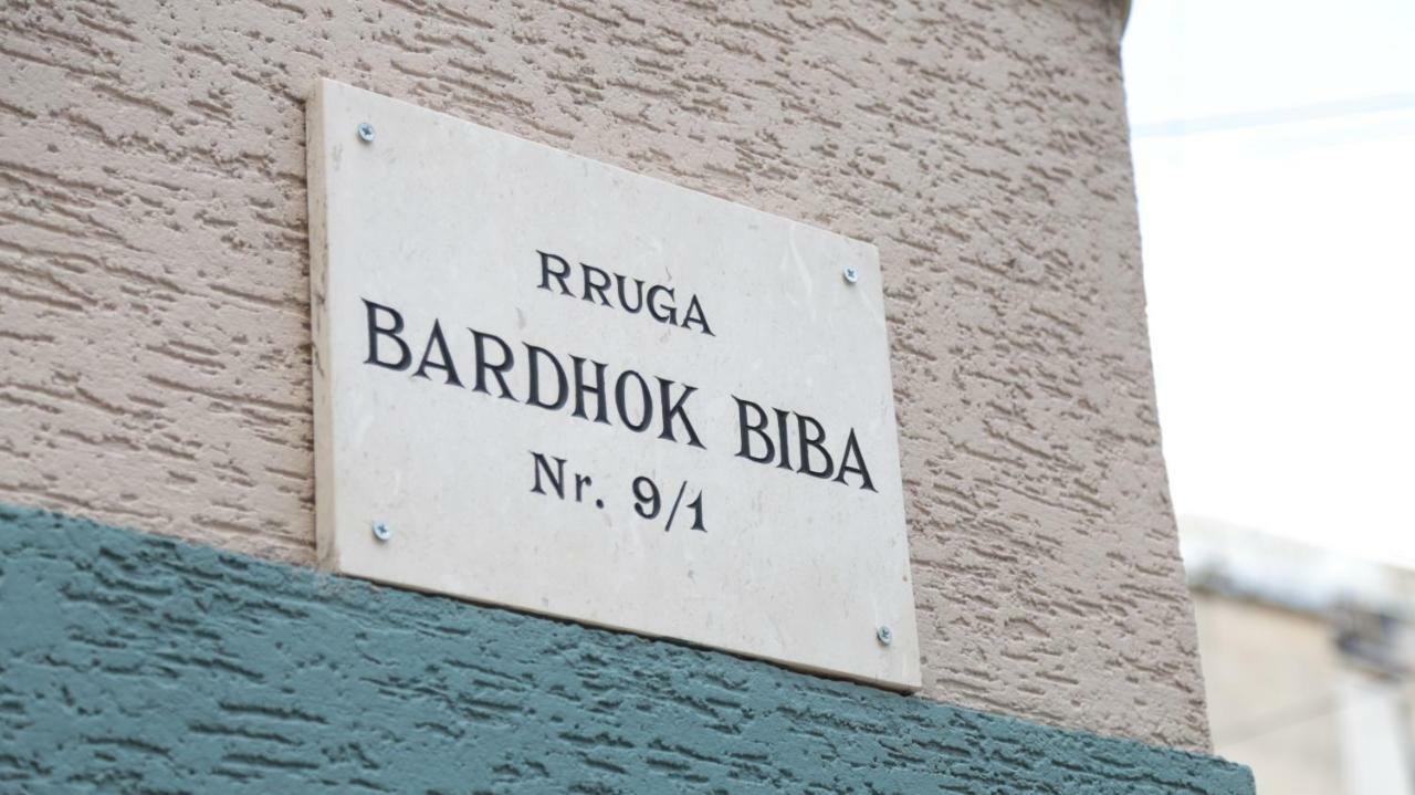 Bujtina Shqiptare 호텔 티라나 외부 사진